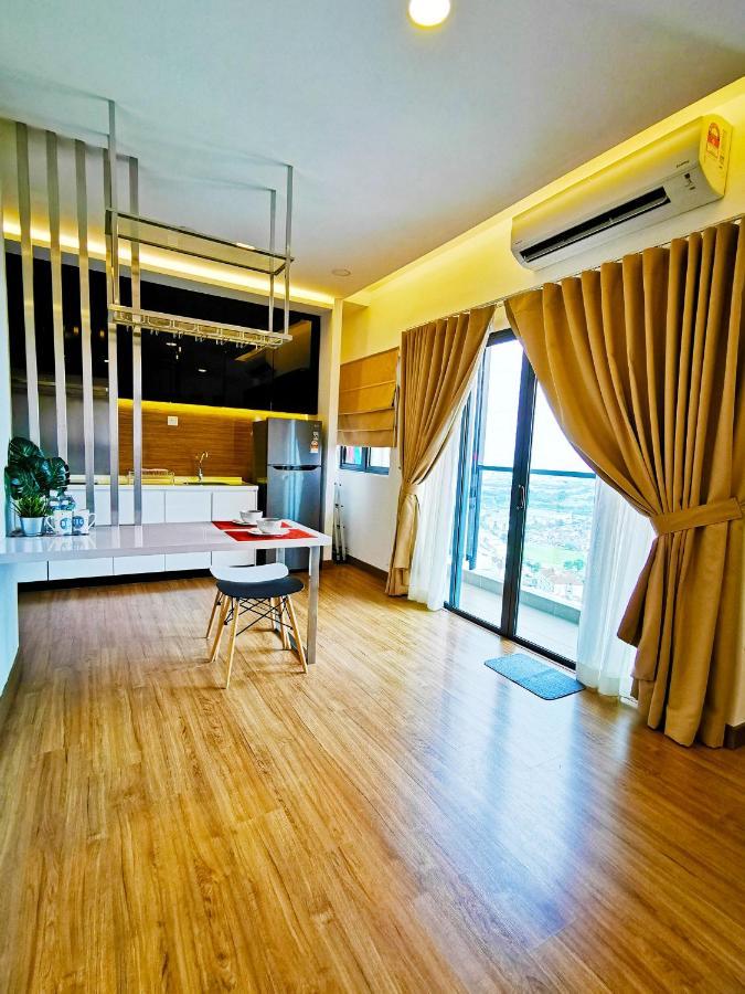 Simfoni Level 39 Superior Designer Studio With 100Mbps Wifi & Netflix Apartment Kampong Baharu Balakong Bagian luar foto